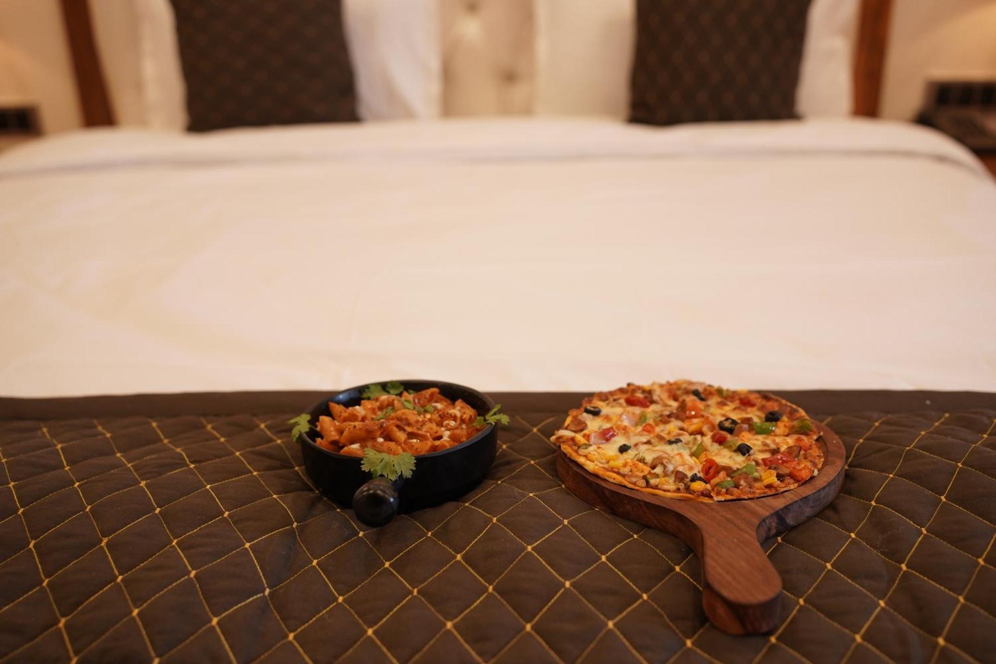 Perfectstayz Mokshada Suites Mussoorie Ngoại thất bức ảnh